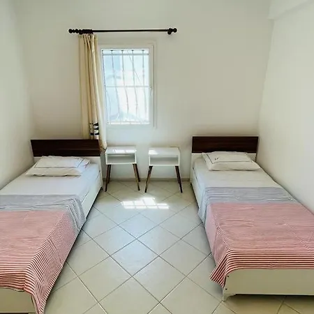 Yalikavak Marina'nin Hemen Yaninda 3+1 Esyali Ev * Bodrum